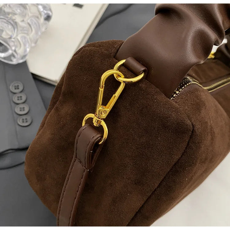 Borsa in pelle scamosciata