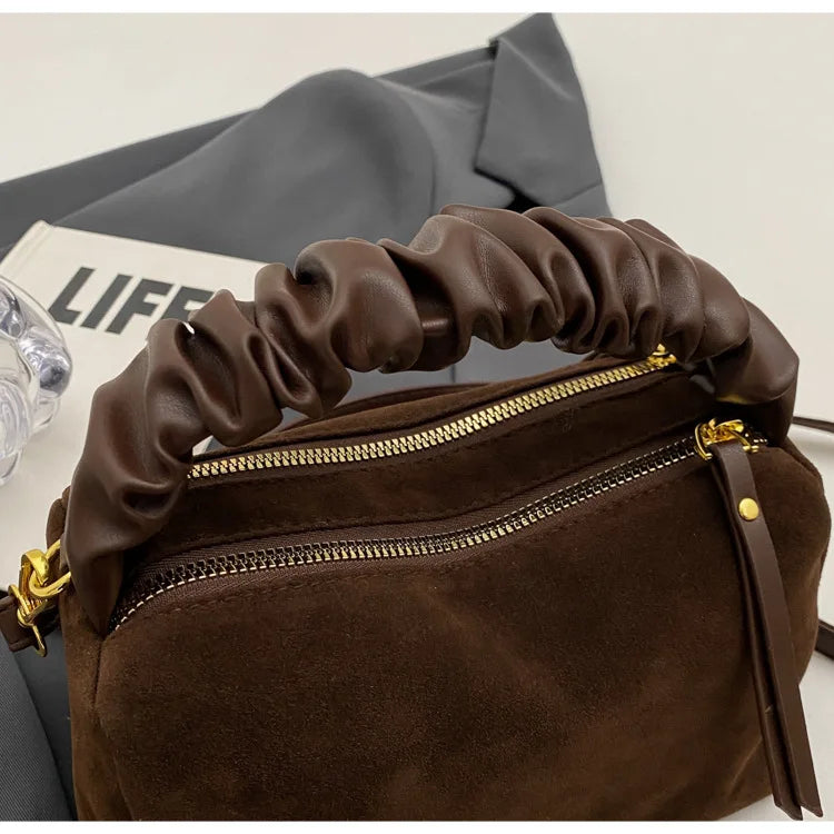 Borsa in pelle scamosciata