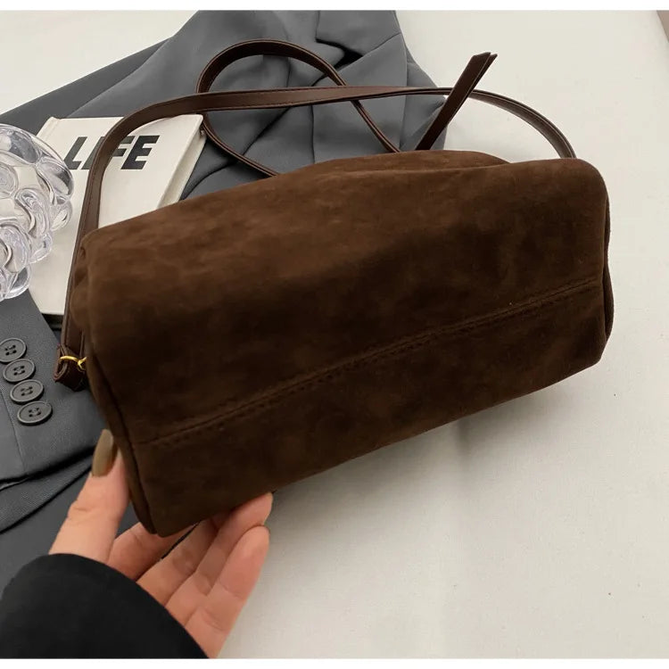 Borsa in pelle scamosciata