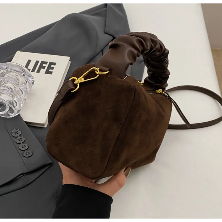 Borsa in pelle scamosciata